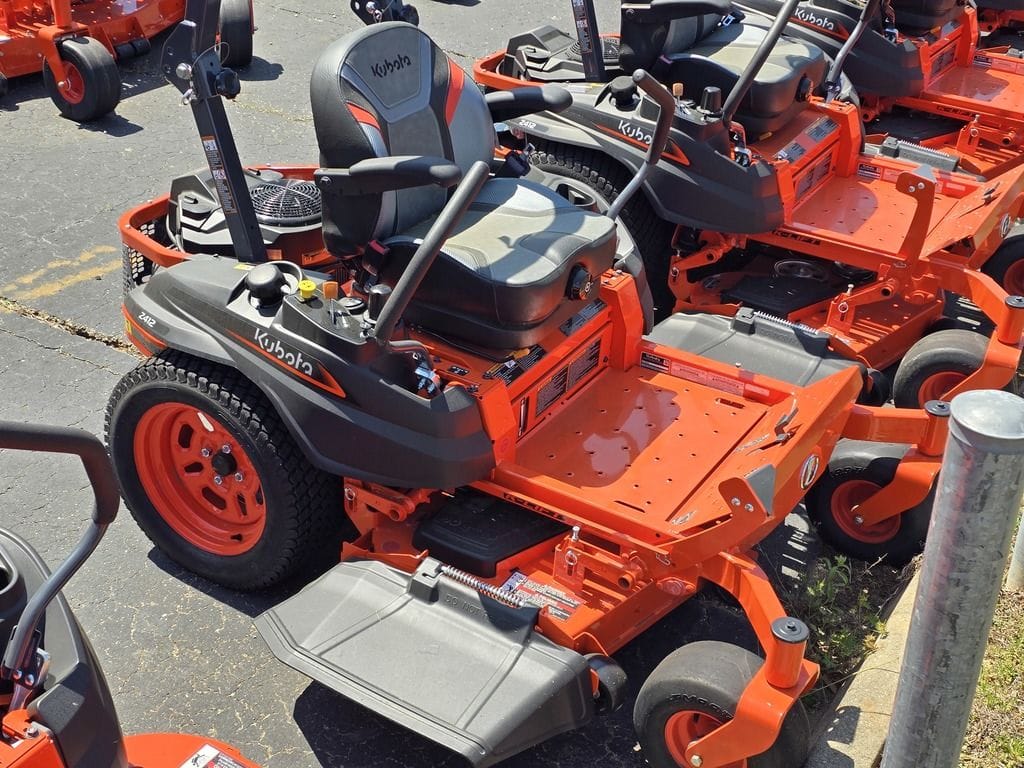 2026 Kubota Z412KWNC-48 Equipment Image0