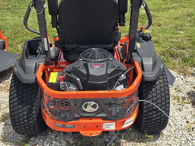 Image of Kubota Z412KWNC-48 equipment image 4