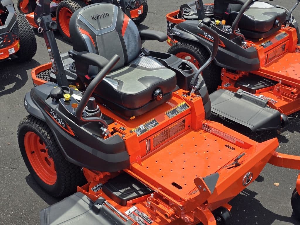 Image of Kubota Z412KWNC-48 Image 1
