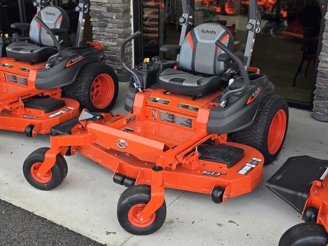 Image of Kubota Z421KWTNC-60 equipment image 1