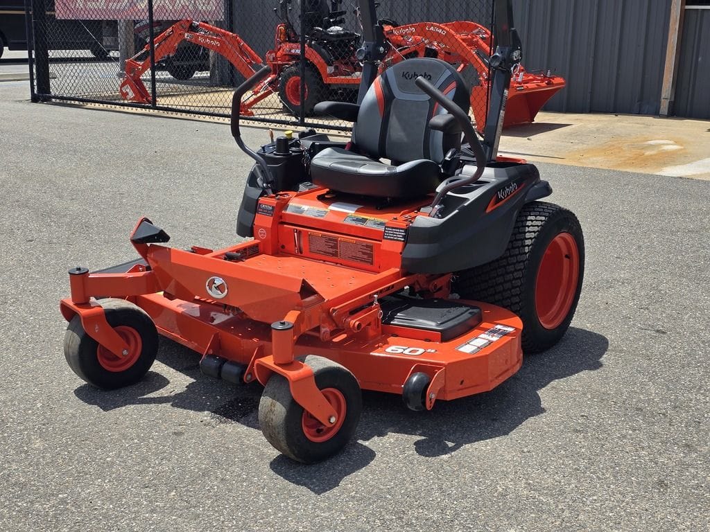 2026 Kubota Z421KWTNC-60 Equipment Image0