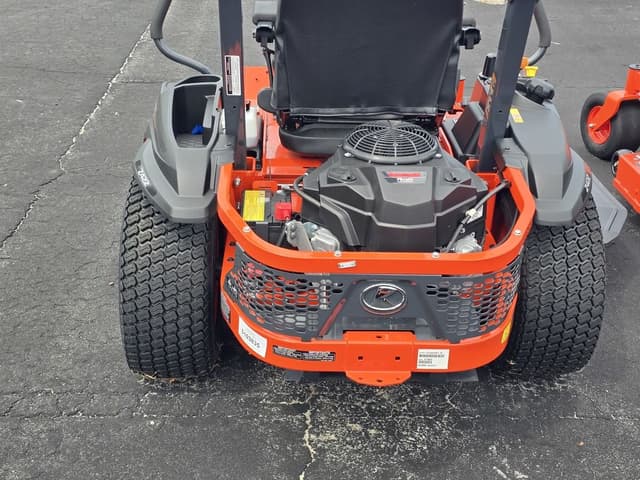 Image of Kubota Z422KWNC-54 equipment image 4