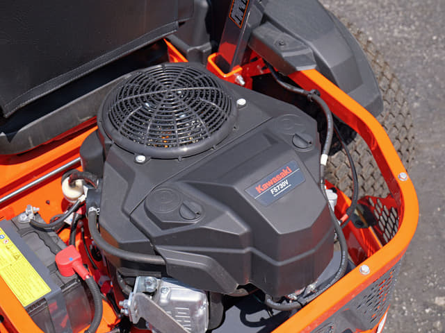 Image of Kubota Z422KWTNC-60 equipment image 3