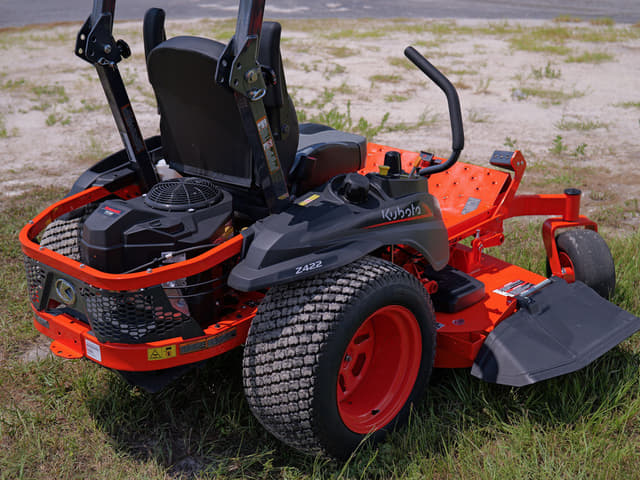 Image of Kubota Z422KWTNC-60 equipment image 2