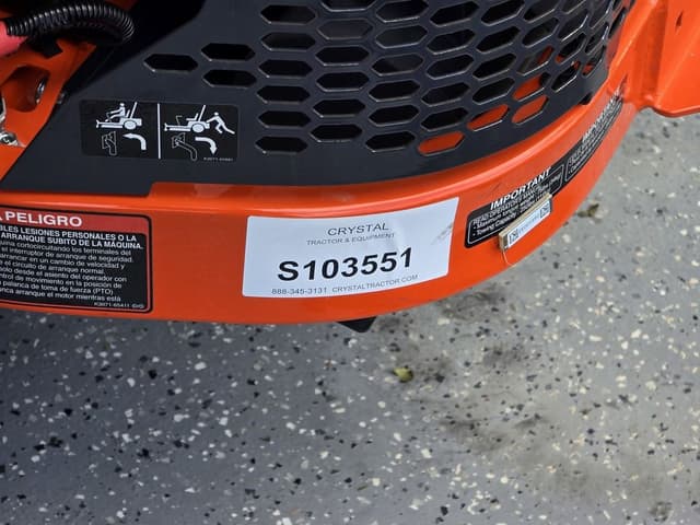 Image of Kubota Z422KWTNC-60 equipment image 4