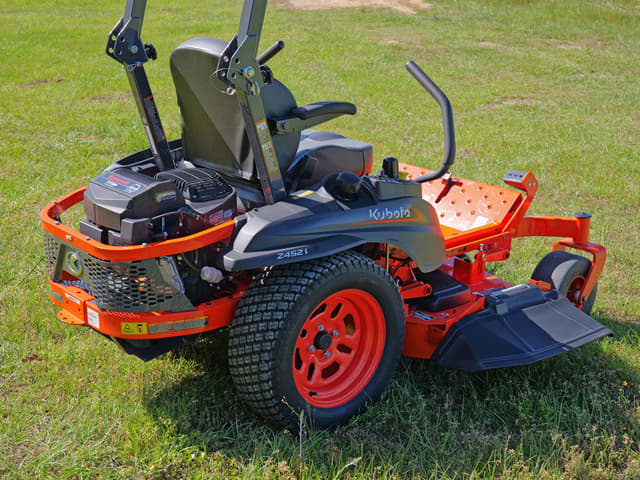 Image of Kubota Z452KWi-54 equipment image 2