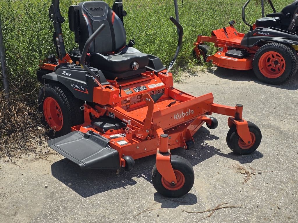 Image of Kubota Z724 Primary image