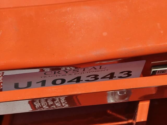 Image of Kubota Z724 equipment image 4