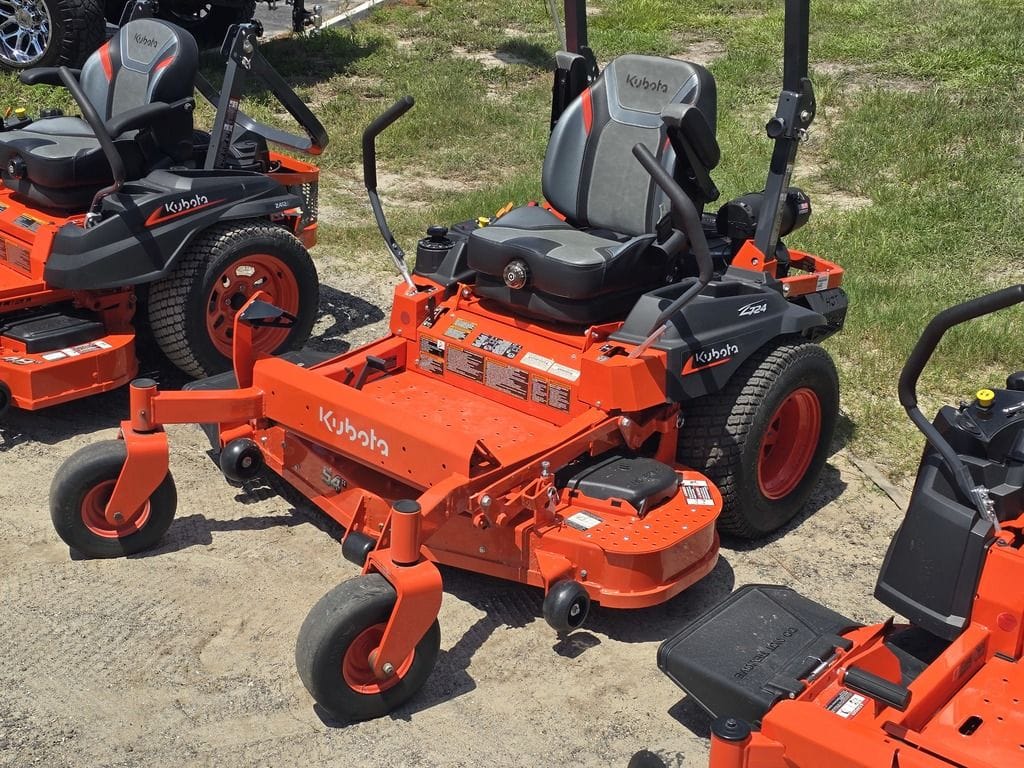 2026 Kubota Z724 Equipment Image0