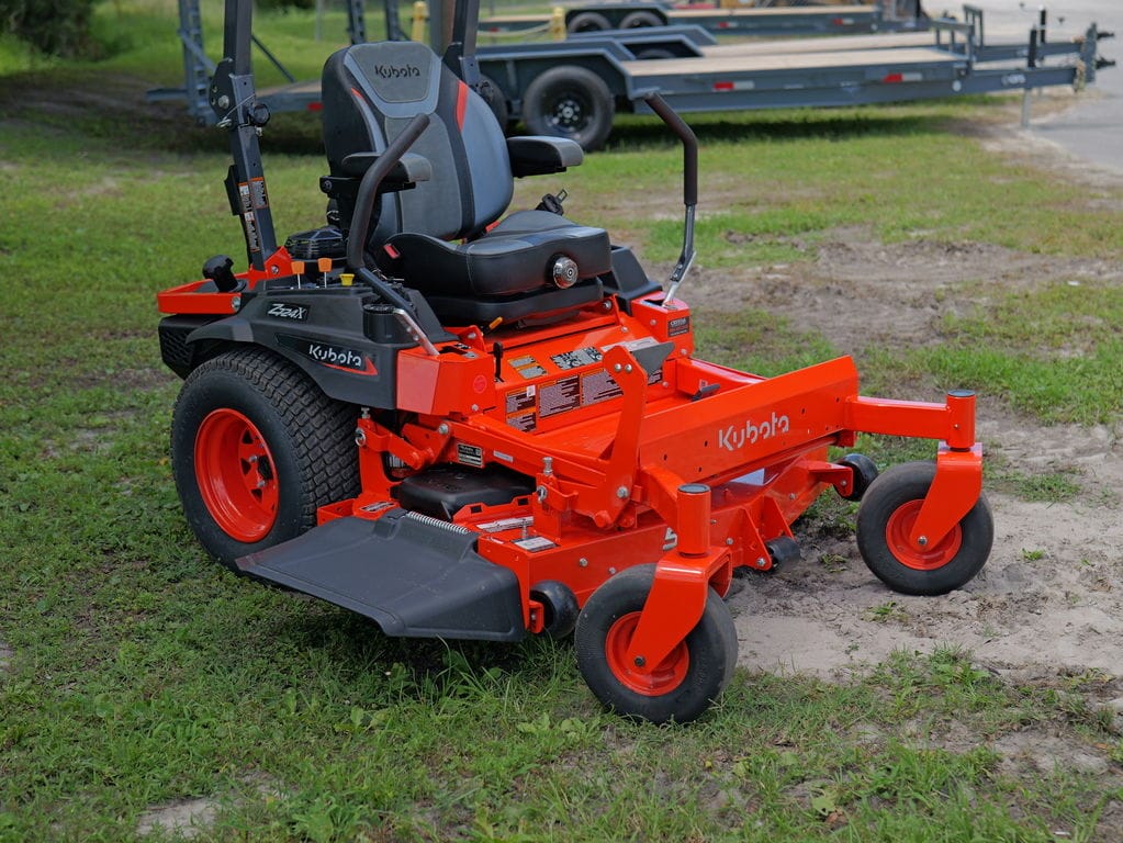 2026 Kubota Z724XKWNC-48 Equipment Image0