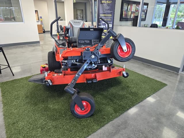 Image of Kubota ZD1211-3-60 equipment image 3