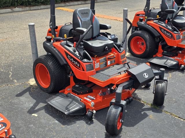 Image of Kubota ZD1211-3-60 equipment image 1
