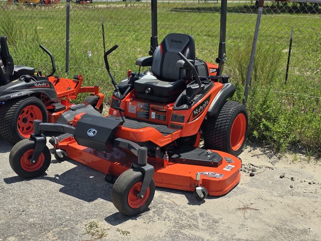 2026 Kubota ZD1211L-3-72 Equipment Image0