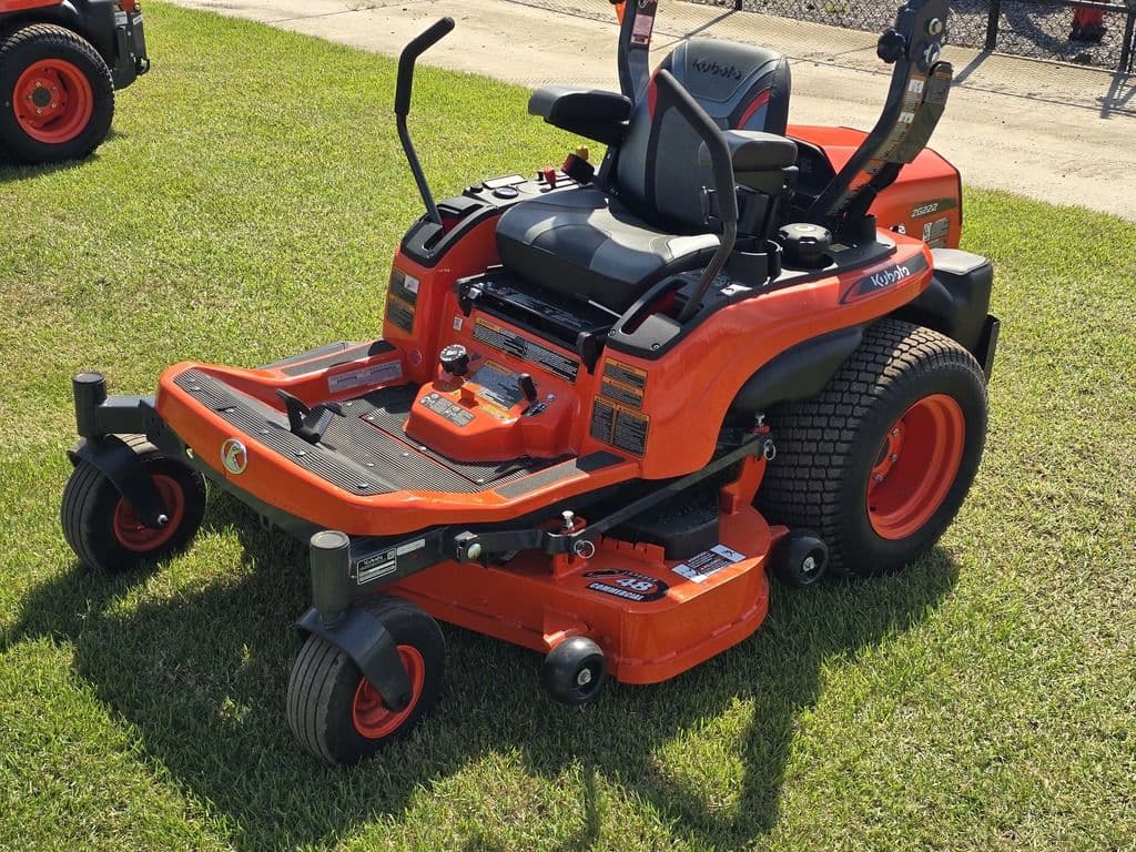 Image of Kubota ZG222 Primary image