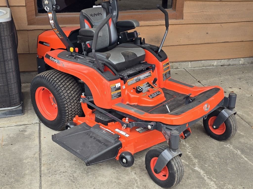 Image of Kubota ZG222 Image 0