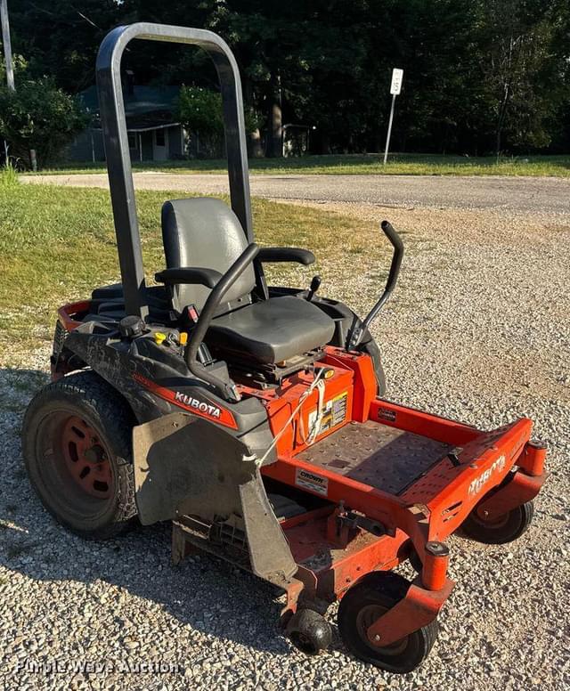 Image of Kubota ZG123S equipment image 2