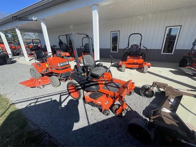 Image of Kubota ZG127E equipment image 4