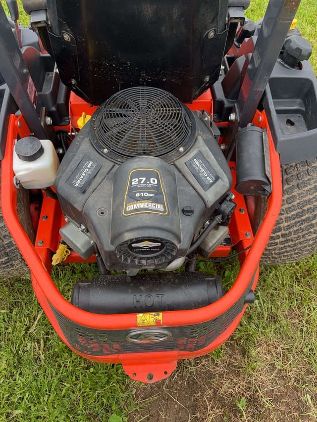 Image of Kubota ZG127E equipment image 4