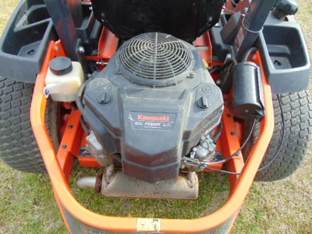 Image of Kubota ZG127S equipment image 3