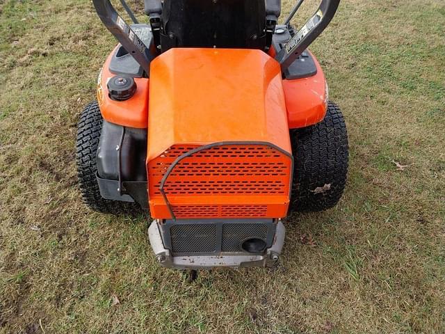 Image of Kubota ZG222Z equipment image 4