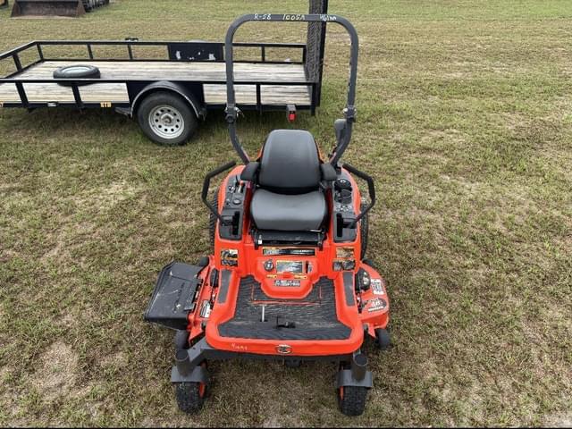 Image of Kubota ZG222 equipment image 2