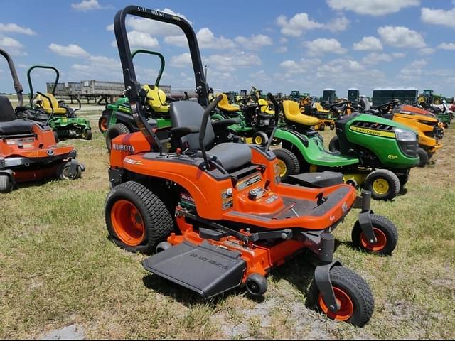 Image of Kubota ZG222 equipment image 1