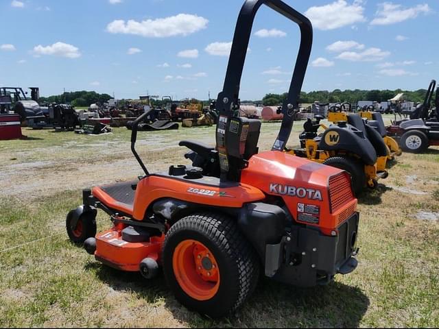 Image of Kubota ZG222 equipment image 3
