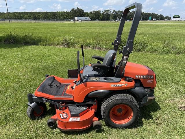 Image of Kubota ZG227 equipment image 1