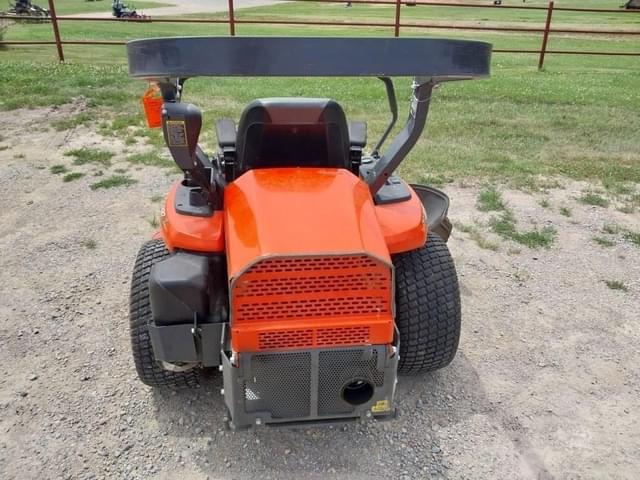 Image of Kubota ZG227Z equipment image 3