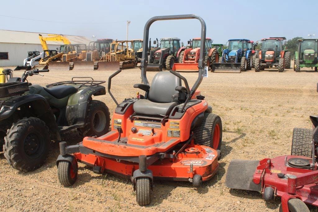 Kubota ZG227Z Equipment Image0