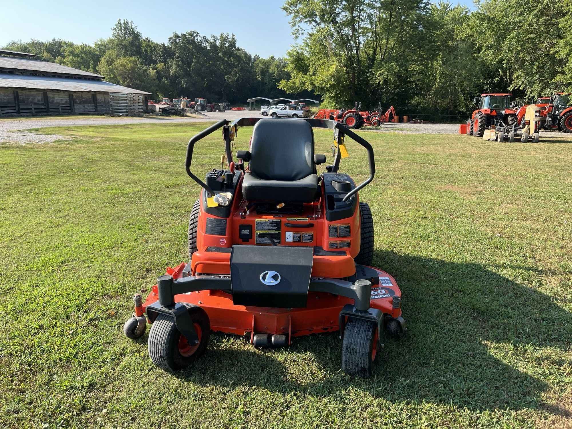 Main image Kubota ZD326