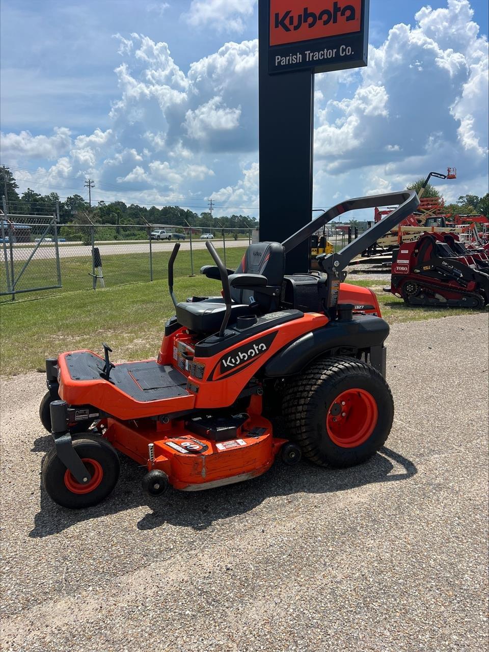 Image of Kubota ZG327 Primary Image
