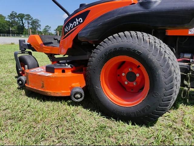 Image of Kubota ZG327 equipment image 4