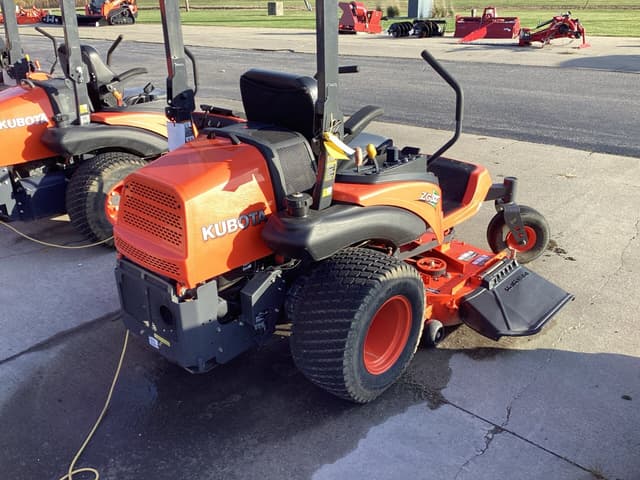 Image of Kubota ZG327 equipment image 2