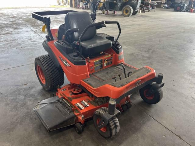 Image of Kubota ZG327 equipment image 2