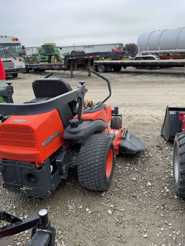 Image of Kubota ZG327 equipment image 2
