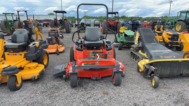 Image of Kubota ZG327 equipment image 1