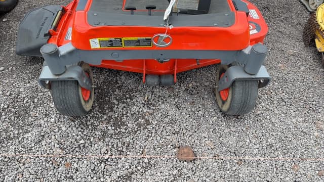Image of Kubota ZG327 equipment image 3