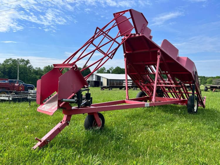 Kuhns Undetermined Hay and Forage Bale Accumulators/Movers for Sale