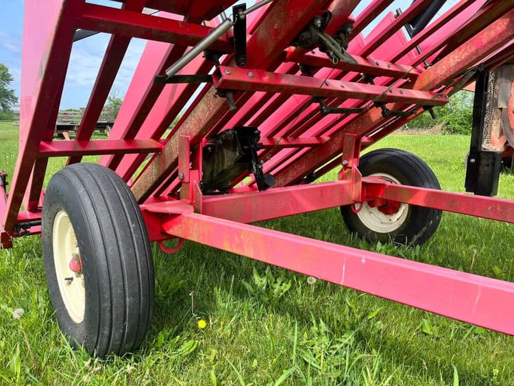 Kuhns Undetermined Hay and Forage Bale Accumulators/Movers for Sale