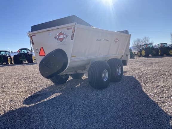 Image of Kuhn Knight SLC132T equipment image 4