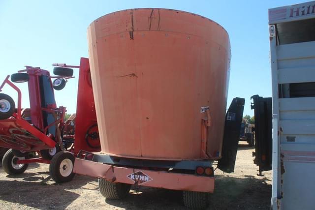 Image of Kuhn 1360 equipment image 2