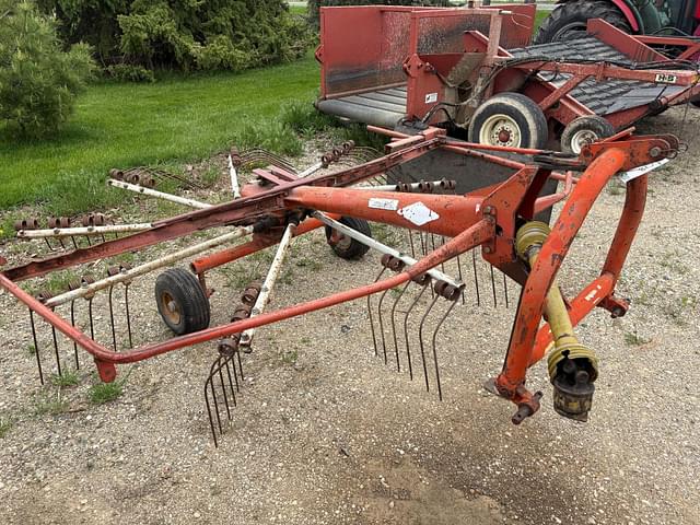 Image of Kuhn GS300 equipment image 1
