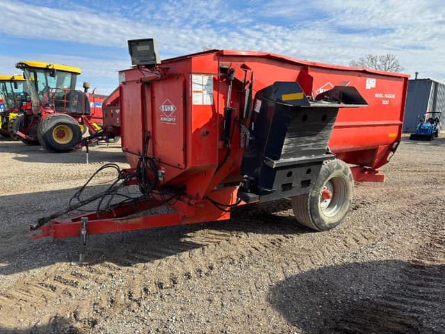 Image of Kuhn 3130 equipment image 2