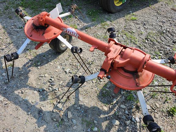 Image of Kuhn GF440T equipment image 4