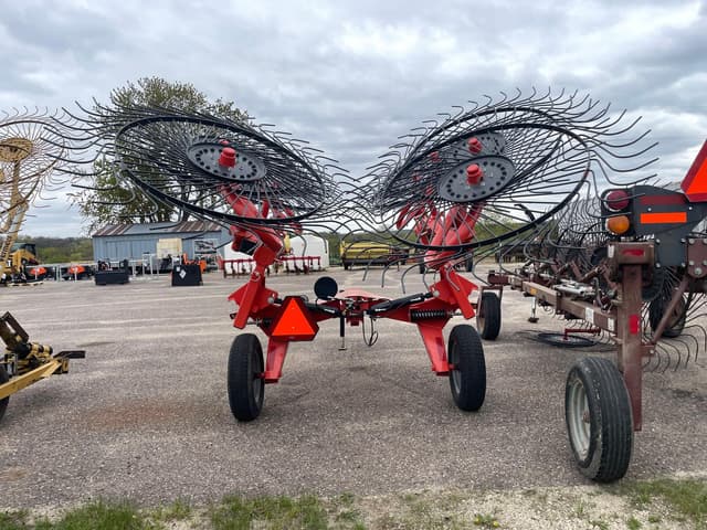Image of Kuhn SR110GII equipment image 3