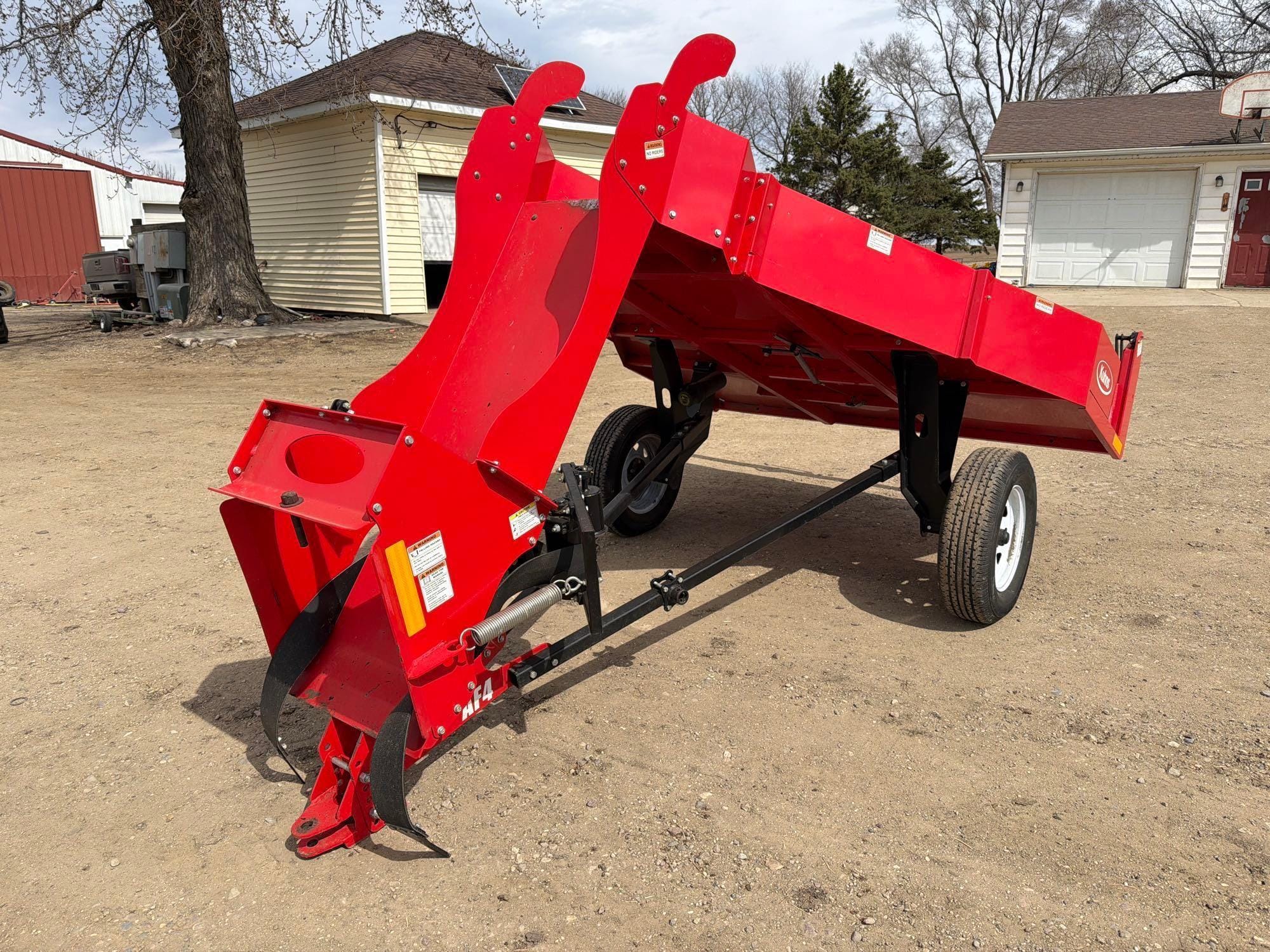 Kuhn AF4 Equipment Image0