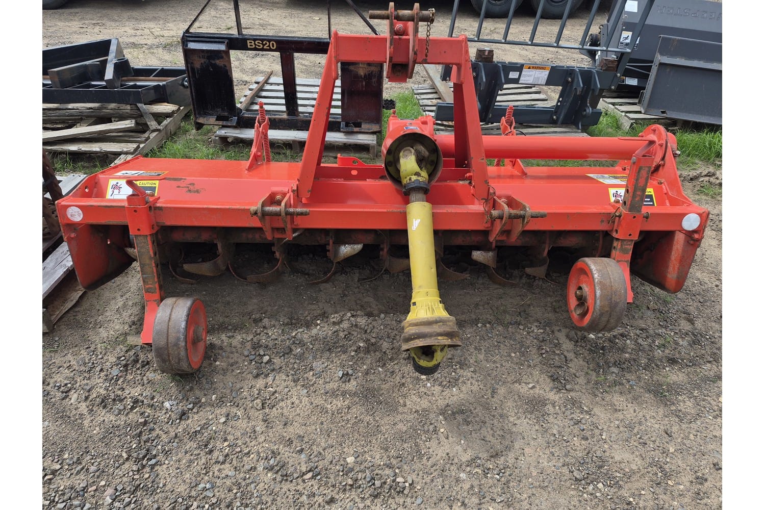 Kuhn EL62 Equipment Image0