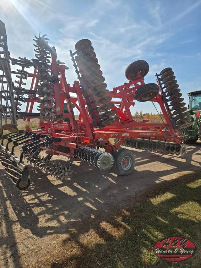 Image of Kuhn Excelerator 8000 equipment image 4