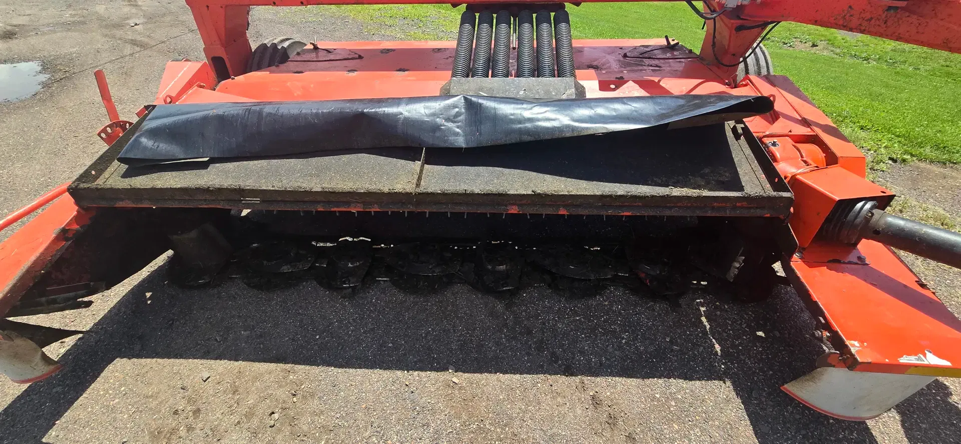 Kuhn FC 313 TG Equipment Image0